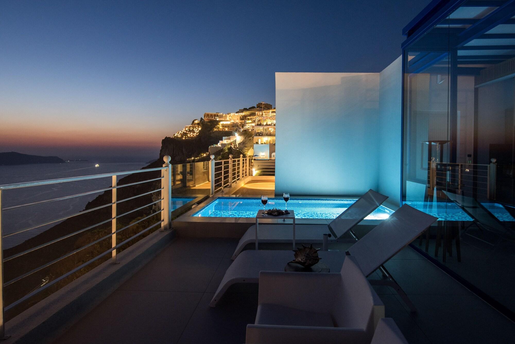 Nefeles Luxury Suites Fira  Exteriör bild