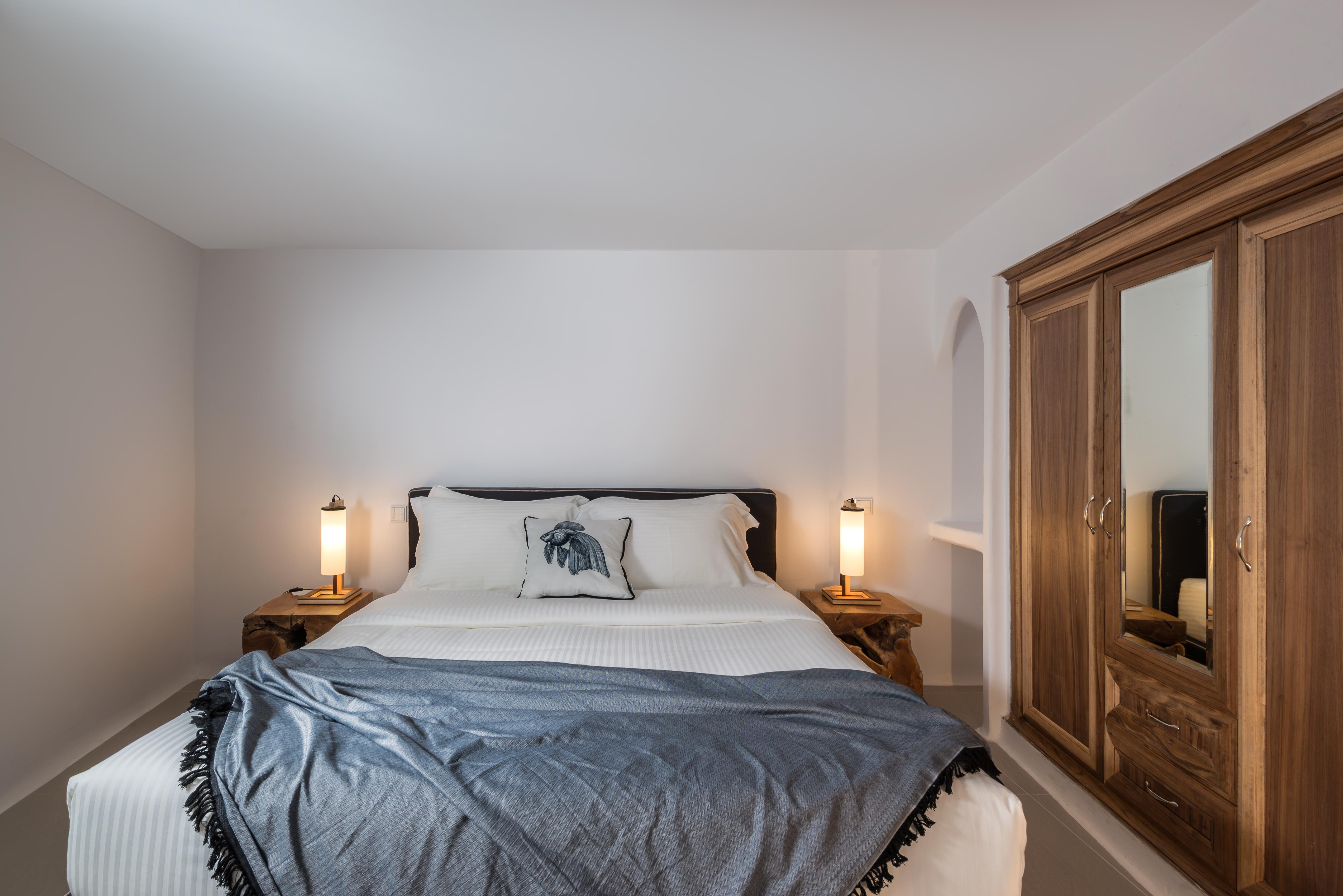 Nefeles Luxury Suites Fira  Exteriör bild