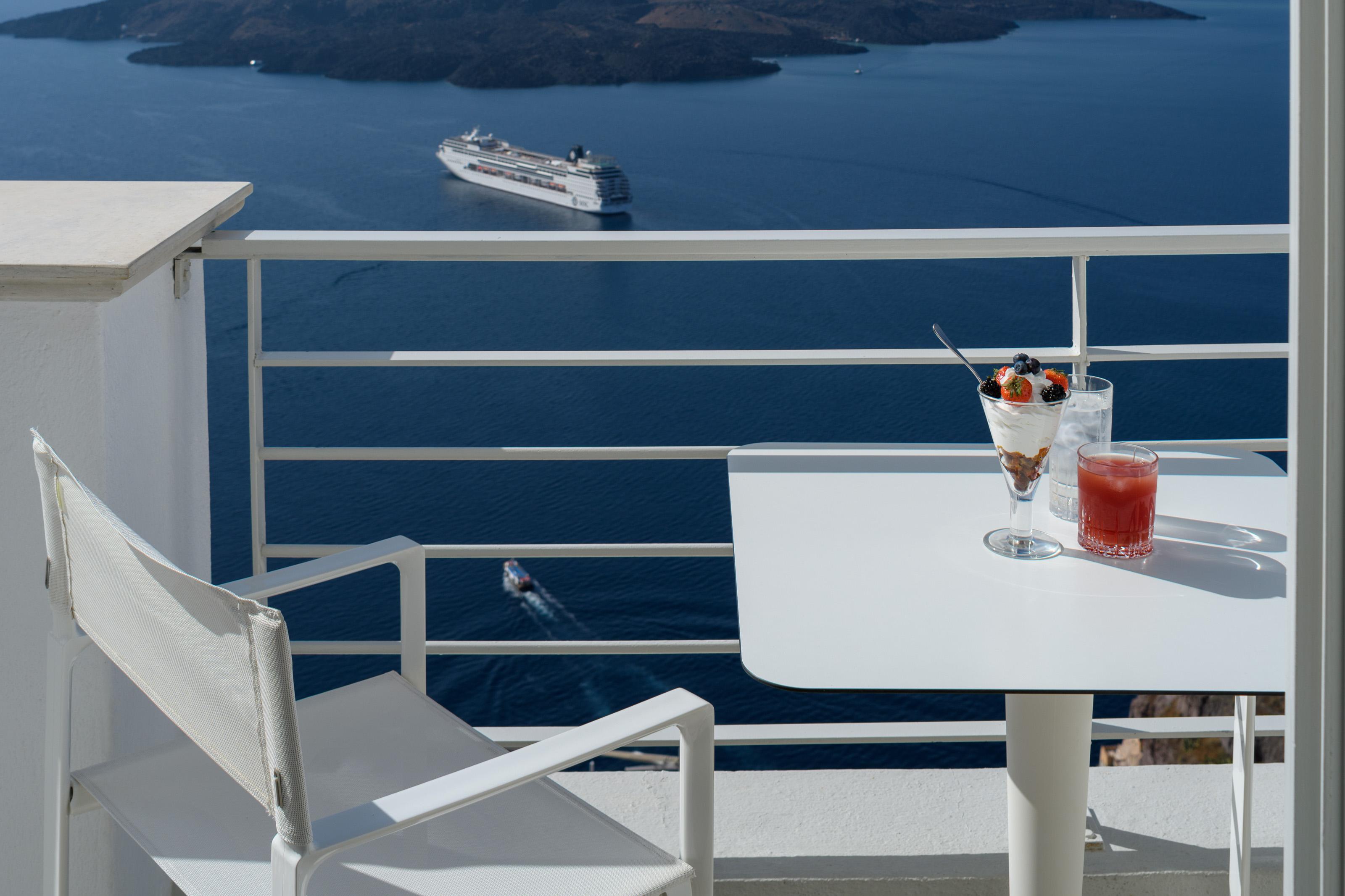 Nefeles Luxury Suites Fira  Exteriör bild