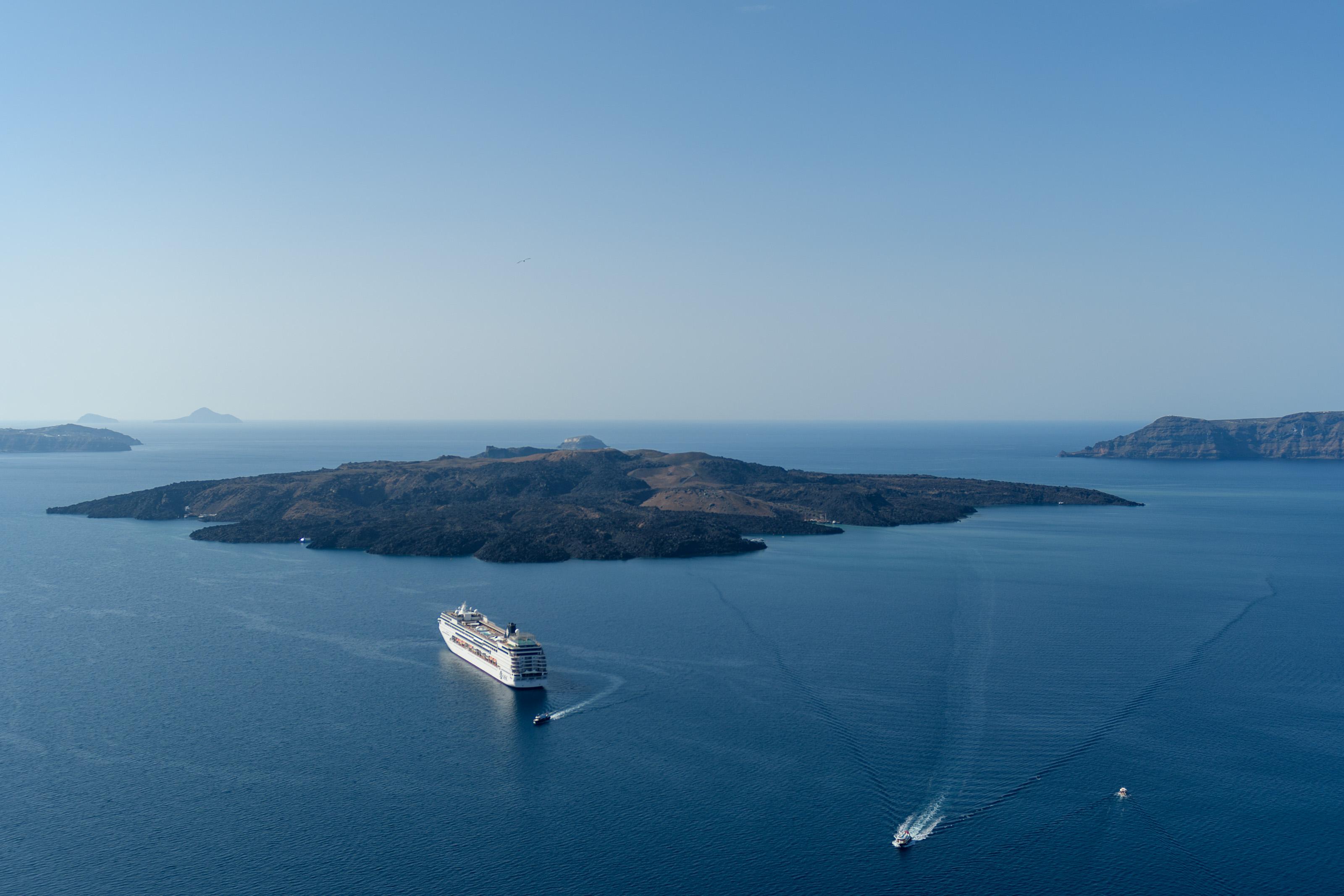 Nefeles Luxury Suites Fira  Exteriör bild