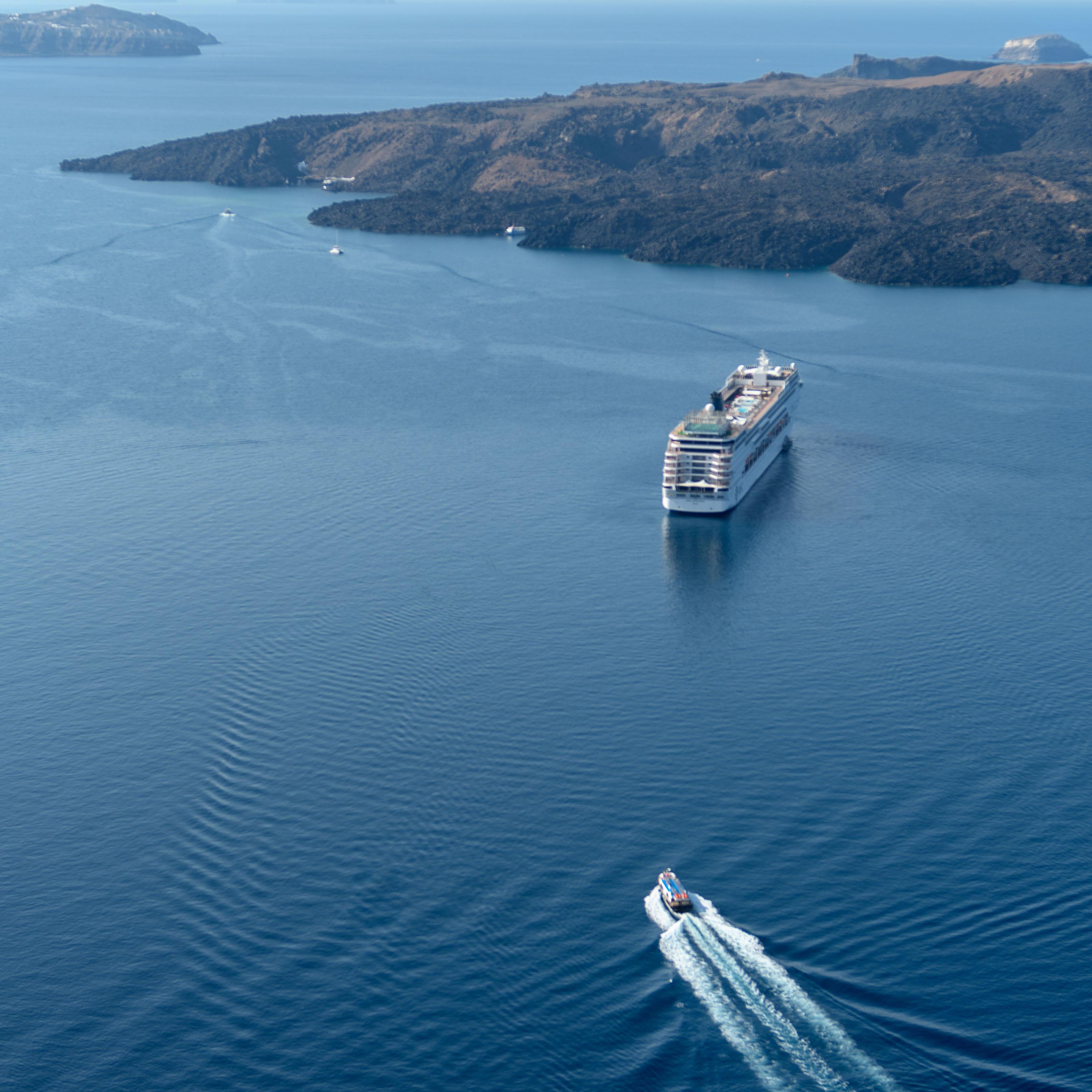 Nefeles Luxury Suites Fira  Exteriör bild
