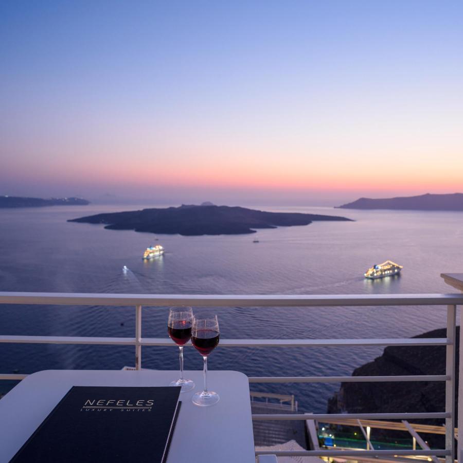 Nefeles Luxury Suites Fira  Exteriör bild