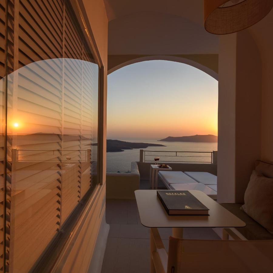 Nefeles Luxury Suites Fira  Exteriör bild
